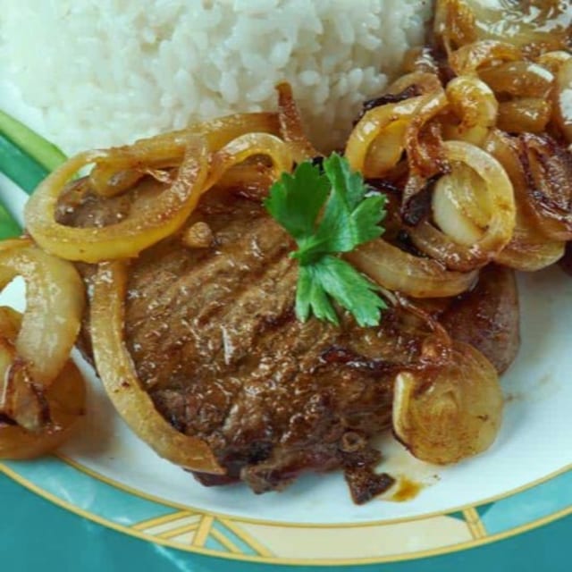 33.BISTEC DE LA CASA.