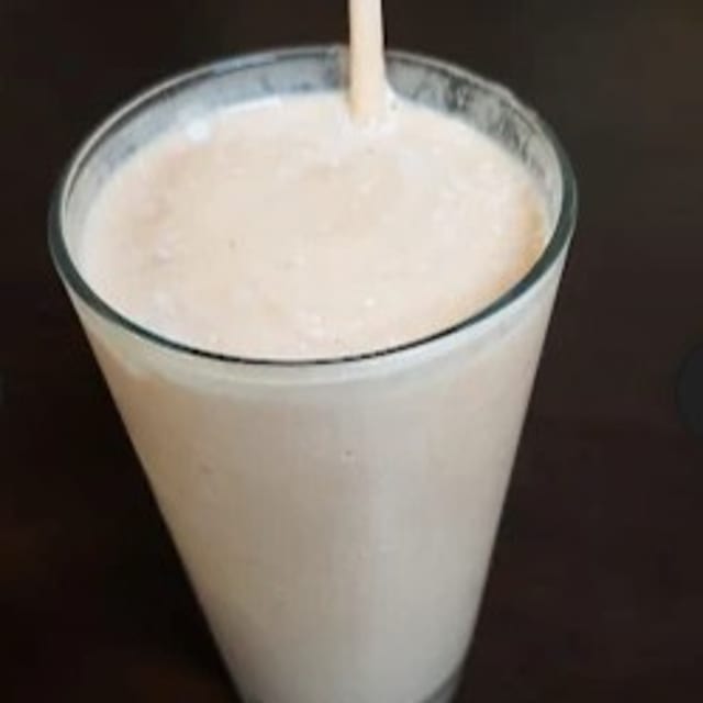 TROPICAL MILK SHAKES (BATIDOS).